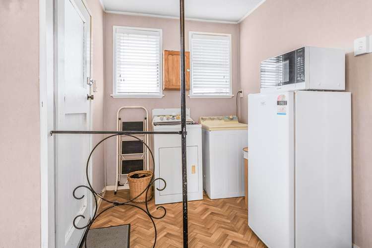 22 Paul Crescent Fairfield_17