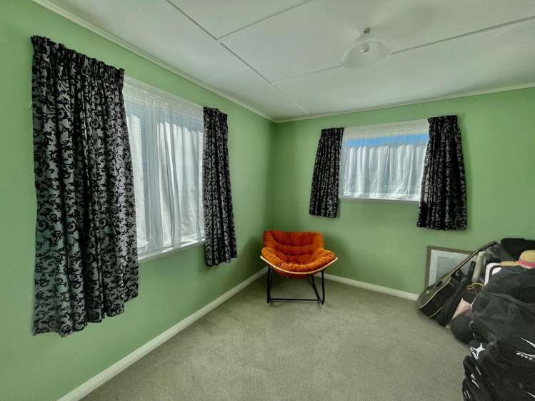 59 Hewer Cresent 1315_11