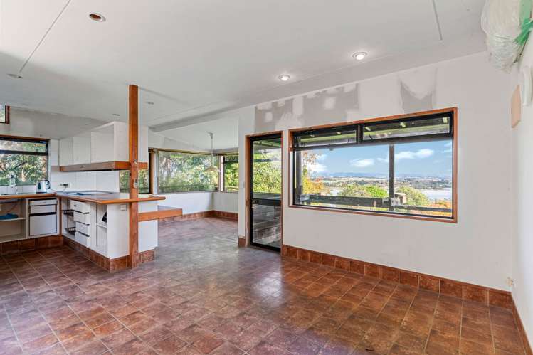 71 Attwood Road Paremoremo_8