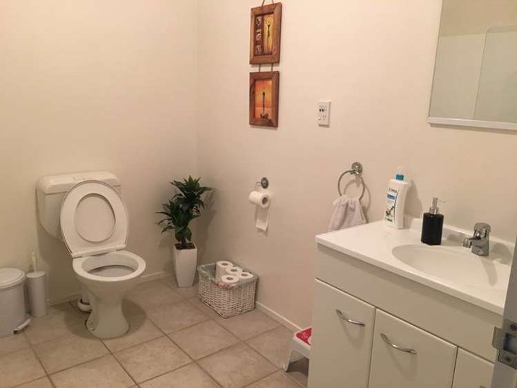 33 Stephen Avenue Henderson_10