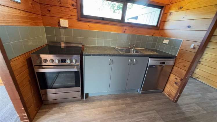223 Logan Road Buckland_9
