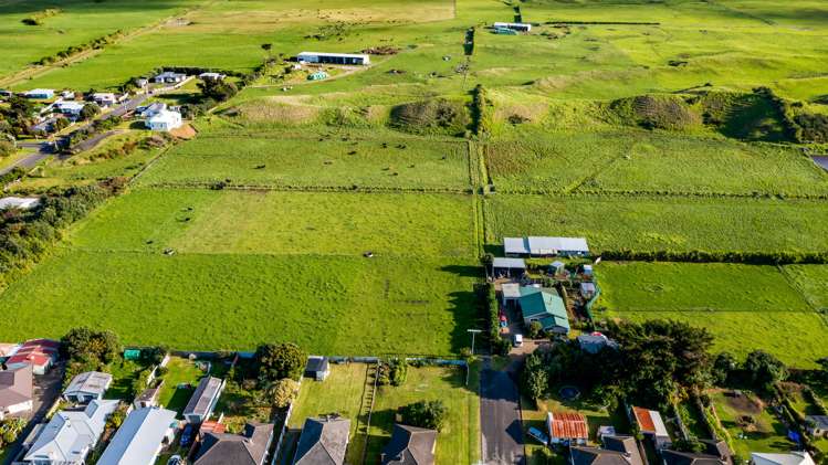 Hadfield Street Patea_12