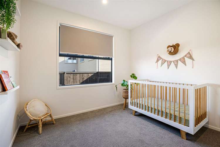 5 Canoe Lane Riverhead_13