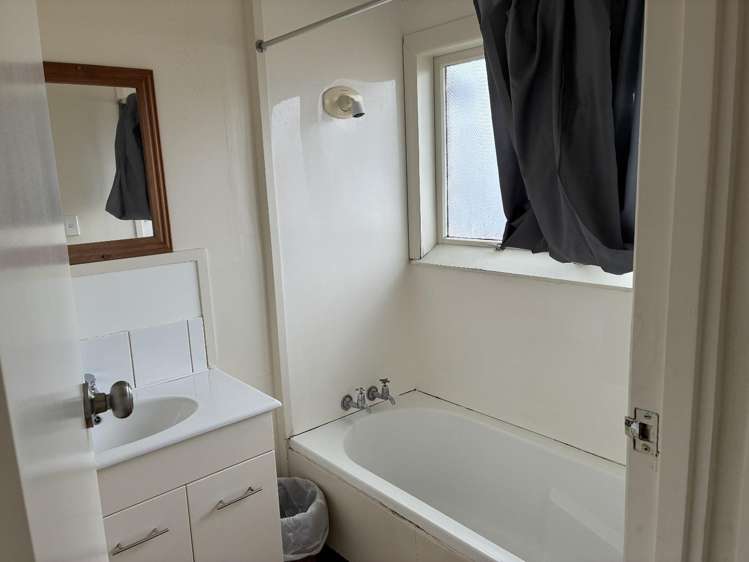 1/7 Norman Spencer Drive 10695_9