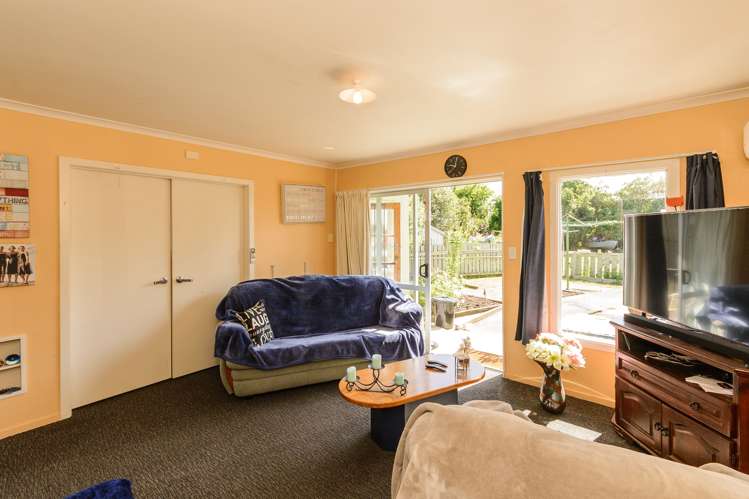 2/49 High Street Renwick_11