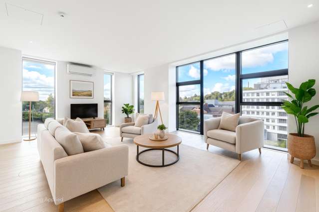 220/223A Green Lane West Epsom_3