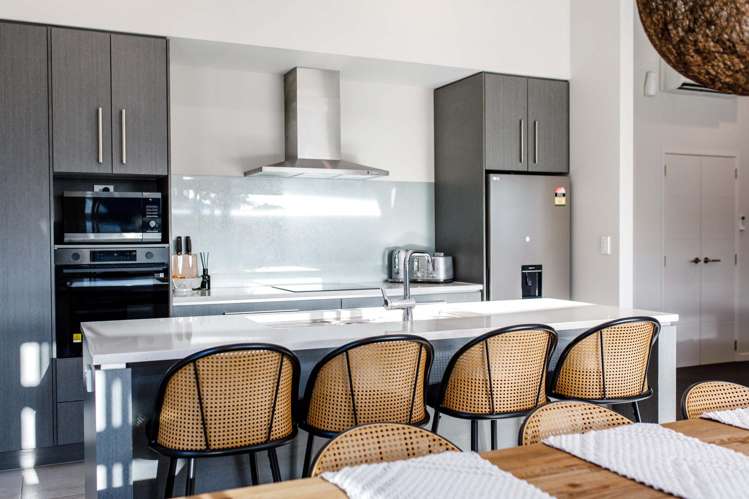 20 Fishermans Drive_1