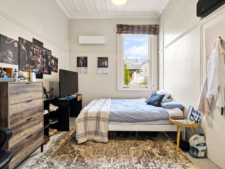 35 Carlyle Street North East Valley_12