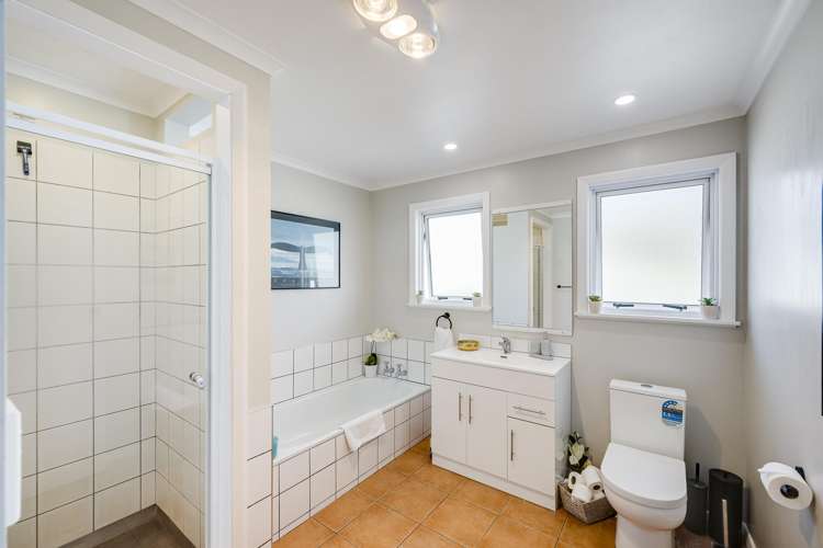 69 Clarence Cox Crescent Pirimai_12