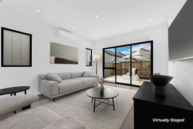 Charming Family Home near Kauri Flat School