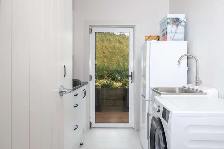 13 Otaraia Road Riversdale Beach_15