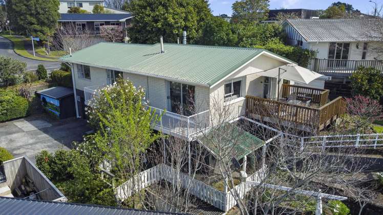 6 Te Mara Place Merrilands_24