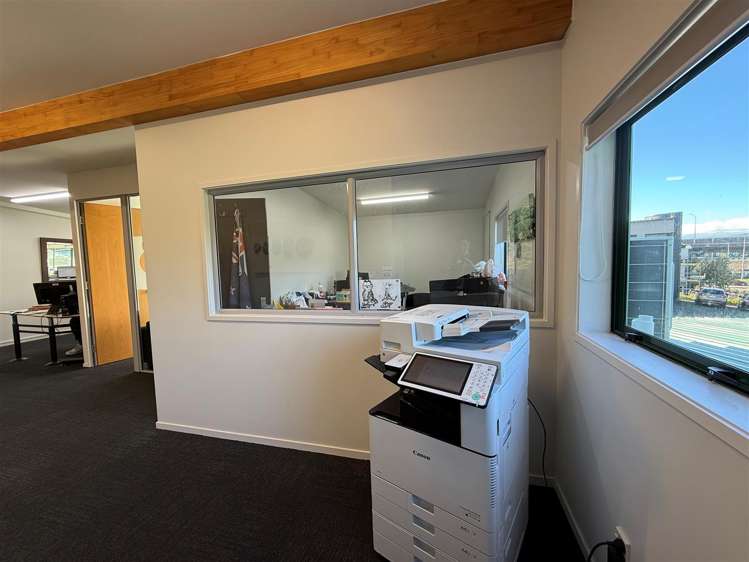 Northern Tenancy. Level 1, 6 Jarden Mile Ngauranga_6