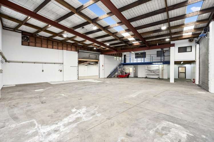 50 Parkway Drive Albany_6