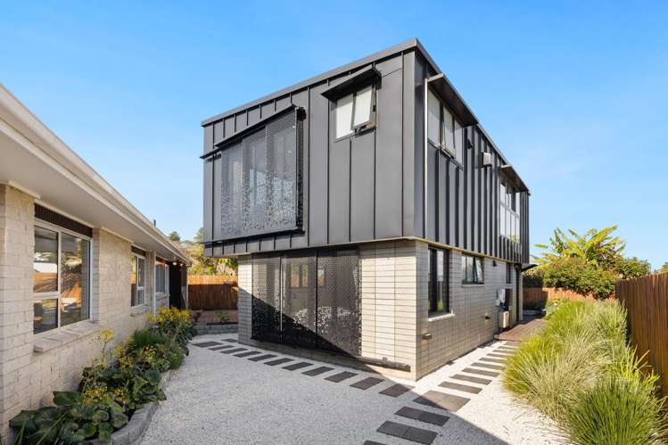 16 & 16A Maugham Drive_4