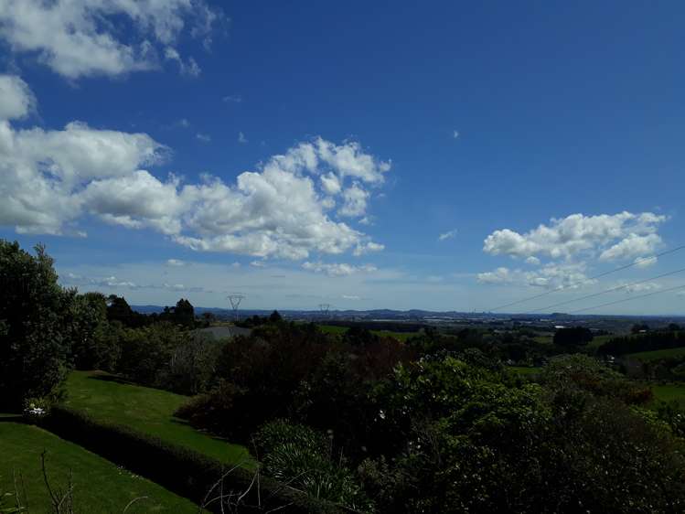 512 Redoubt Road Flat Bush_16