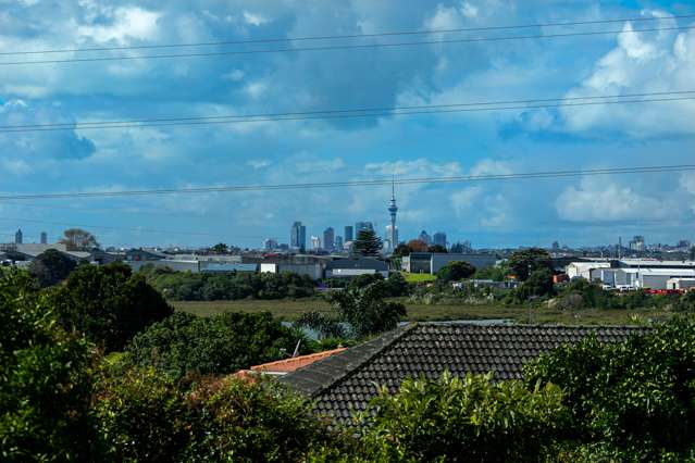 2 Meadow Crescent Te Atatu South_3