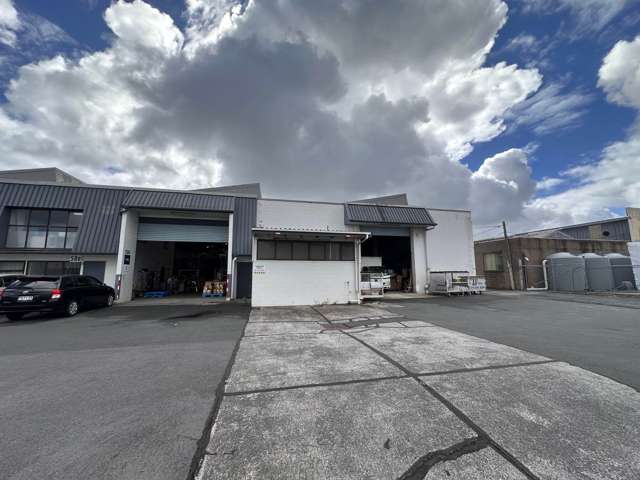 1,202M² HIGH-STUD WAREHOUSE