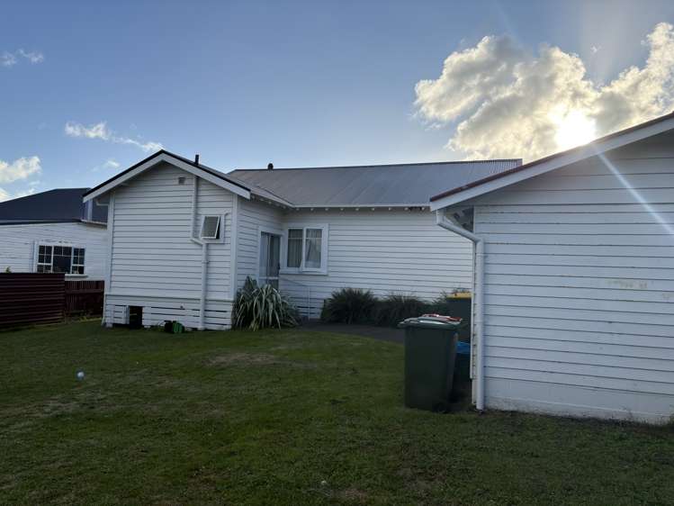 4 George Street Hawera_23
