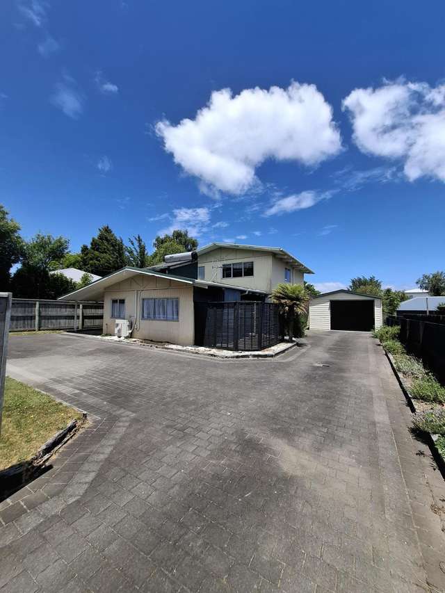 2/31 Wheretia Street Town Centre_1