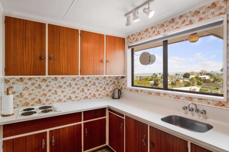 212 Reservoir Road Thames_5