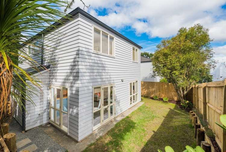 2/24 Fields Parade Oteha_15