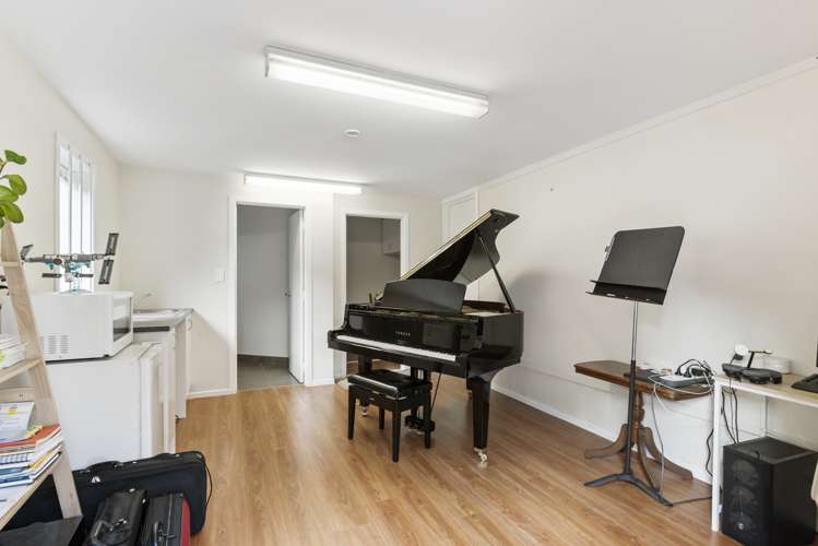 11 Portadown Avenue Pakuranga Heights_12