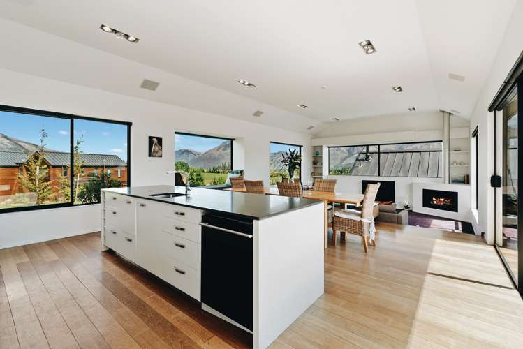 41 Mcadam Drive Jacks Point_13