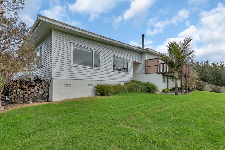 328 Cove Road Waipu_16