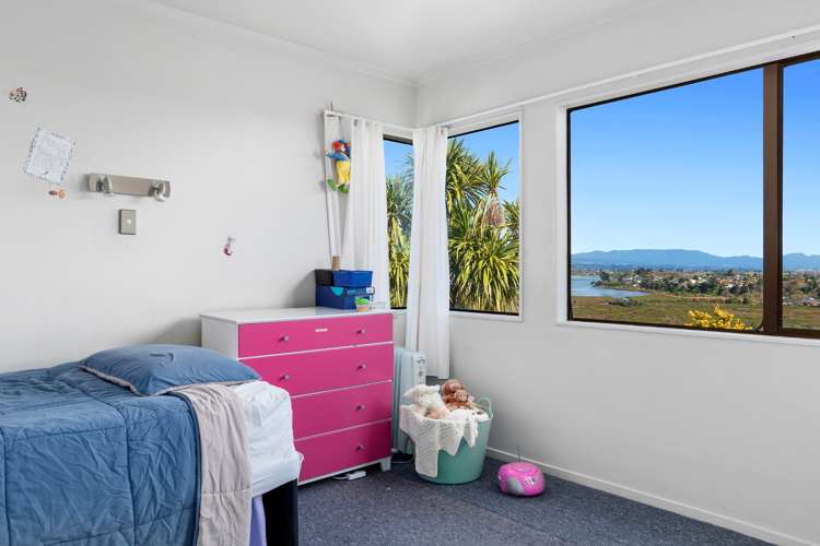 53 Emily Place Bellevue_9