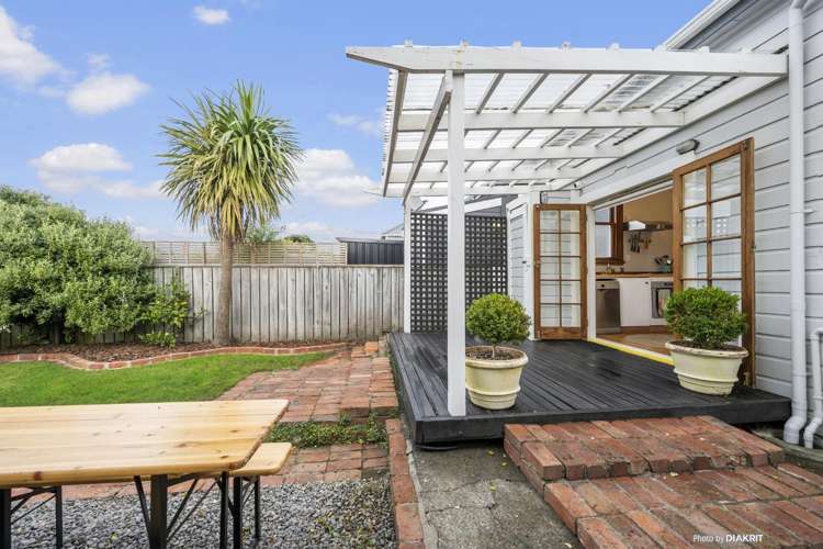 5 Te Whiti Street 1290_8