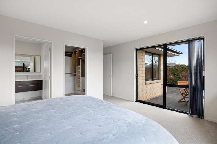 14 Eastfield Drive Lincoln_6