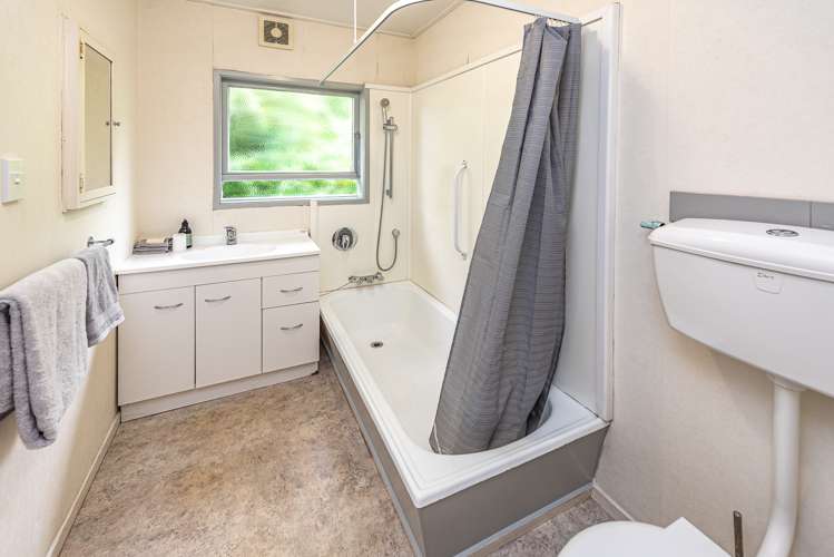 73 Great North Road Saint Johns Hill_15