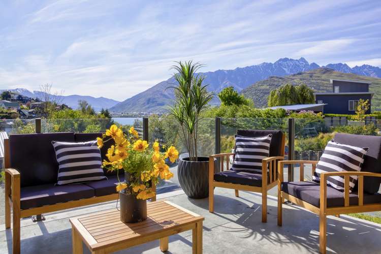 1/67 Andrews Road Queenstown_1