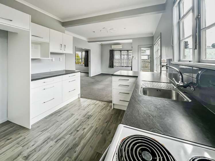 321a Botanical Road West End_3