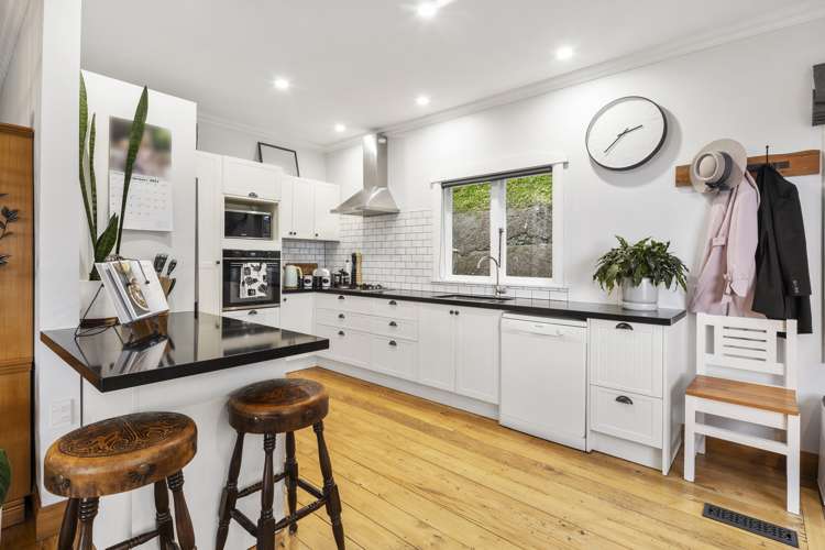 63 Mount Pleasant Road Aro Valley_2