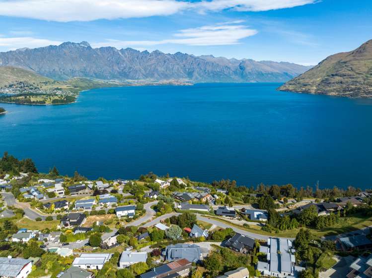 19b Richards Park Lane Fernhill/Sunshine Bay_30