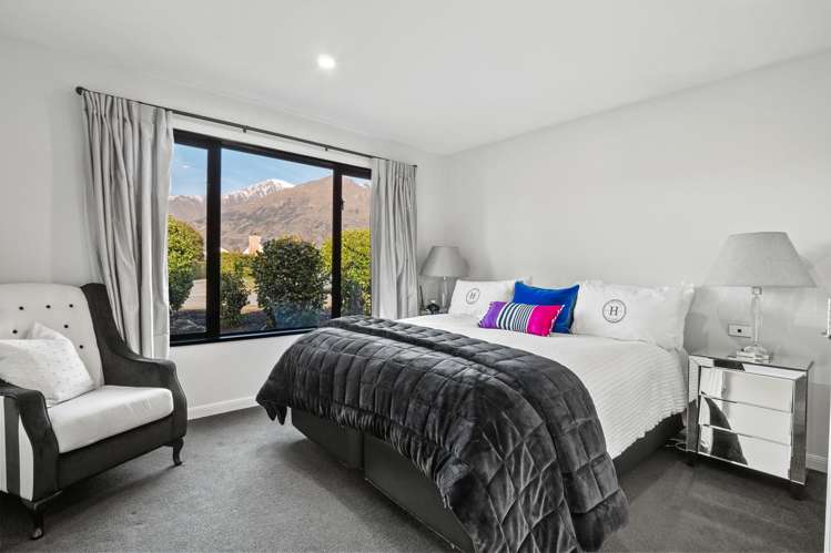 1 Wellswood Way, Quail Rise Lower Shotover_9