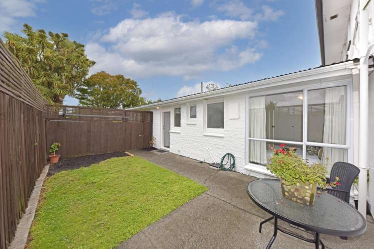 1/72 Longfellow Street Sydenham_1