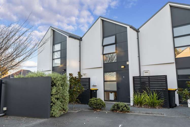 2/259 Kilmore Street Christchurch Central_2