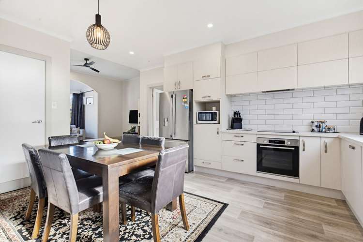 144 Waikawa Road Picton_12