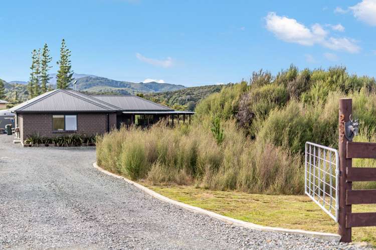 297 Fairview Drive Akatarawa_14