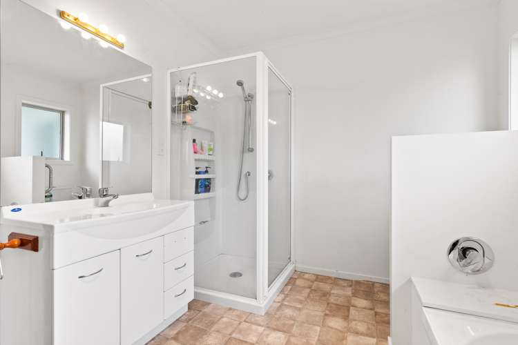 123 Kent Street Carterton_16