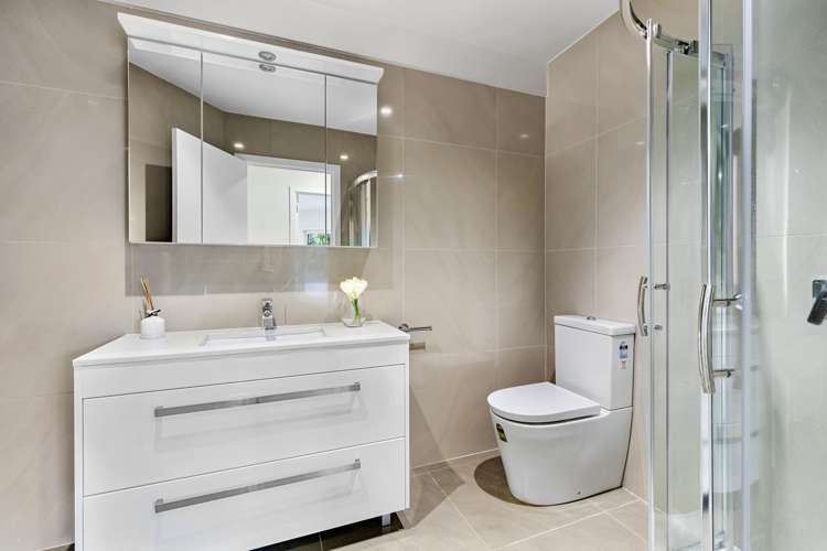 487a East Coast Road Murrays Bay_18