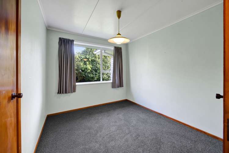 17 Karaka Street Hawera_13