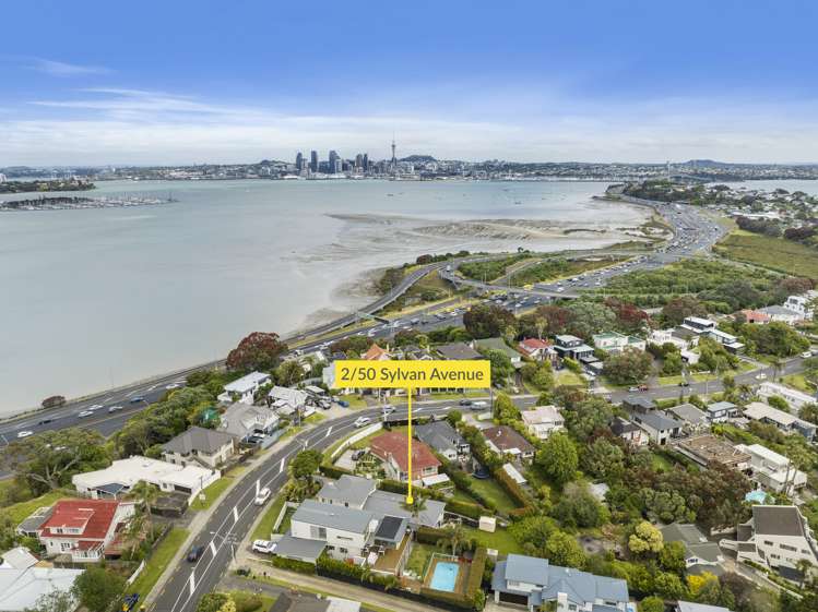 2/50 Sylvan Avenue Northcote_10