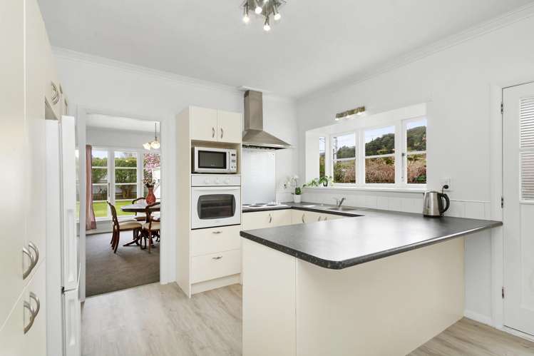 12 Raukawa Grove Wallaceville_5