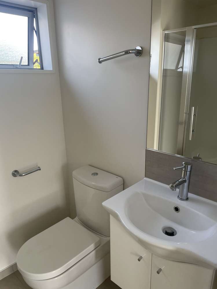 3 Yew Tree Lane Hillmorton_13