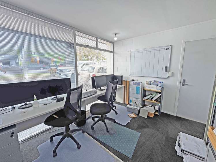 Unit 1/136 Marua Road Mt Wellington_10