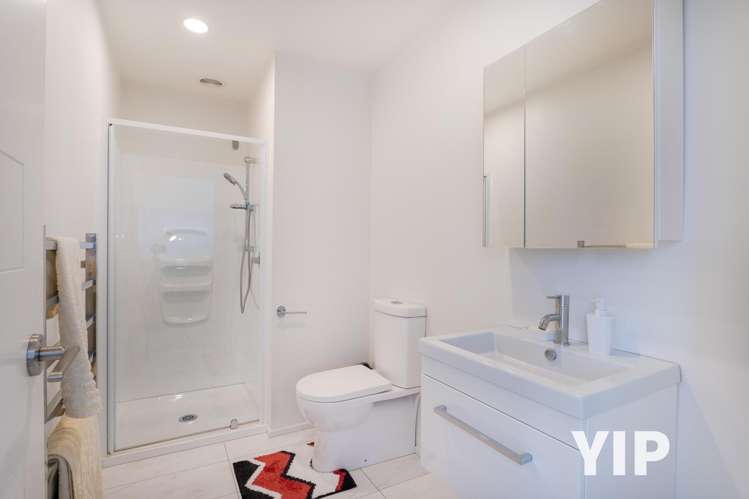 74 Cedarwood Street Woodridge_15